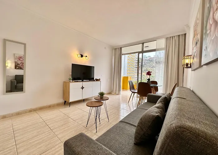 Palm Avenue - Adults Only - Апартаменты *